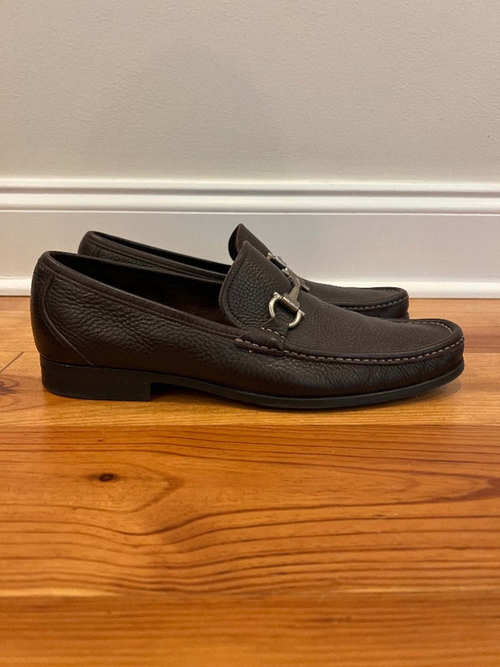 Salvatore Ferragamo Magnifico Double Gancini Loafers Mens 10.5 D Brown Pebbled